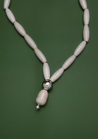 Campana Necklace Hueso