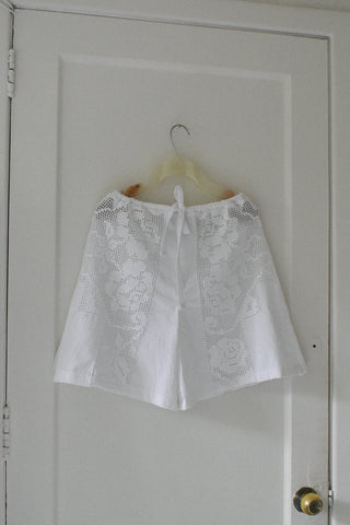 Short Enagua III