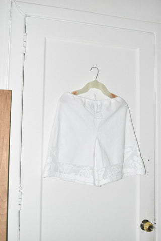 Short Enagua III