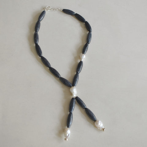 Nudo Necklace