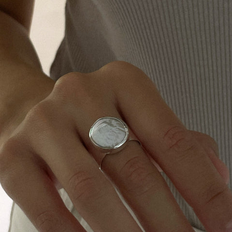Luna Ring