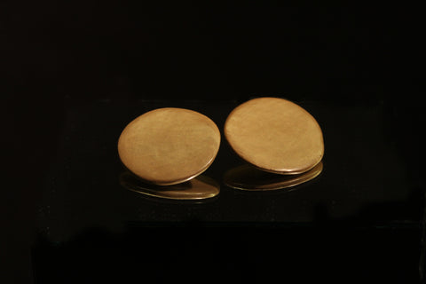 Nu'Un Earrings